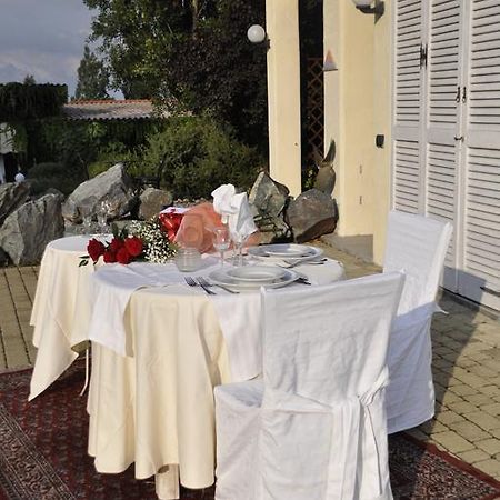 Premiata Osteria Dei Fiori Bed and Breakfast Cortiglione Εξωτερικό φωτογραφία